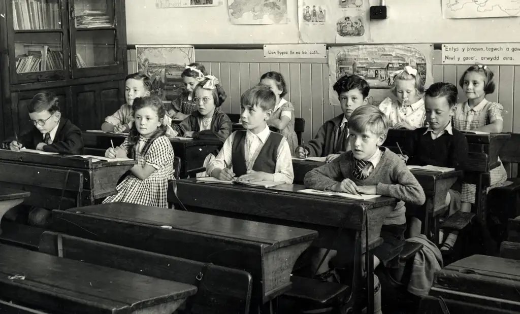 Classroom - YGG Aberdâr
